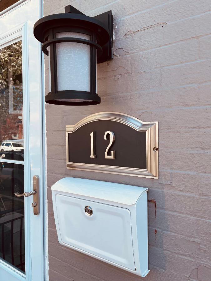 Industrial Brick Townhouse In Downtown Lancaster Villa Exterior photo
